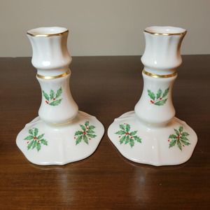 2 Lenox Holiday Holly Berry Candle Holders Candlesticks